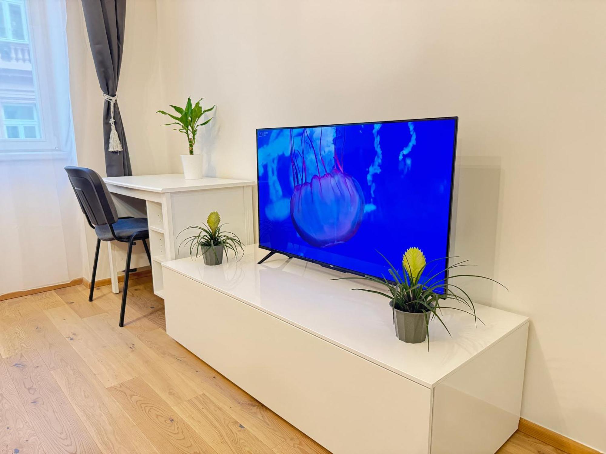 Free Parking - Cozy Apartment Near Vysehrad Railway Bridge Prague Exterior photo