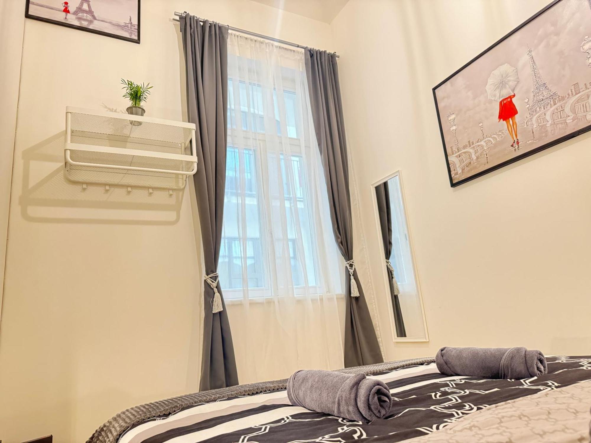 Free Parking - Cozy Apartment Near Vysehrad Railway Bridge Prague Exterior photo