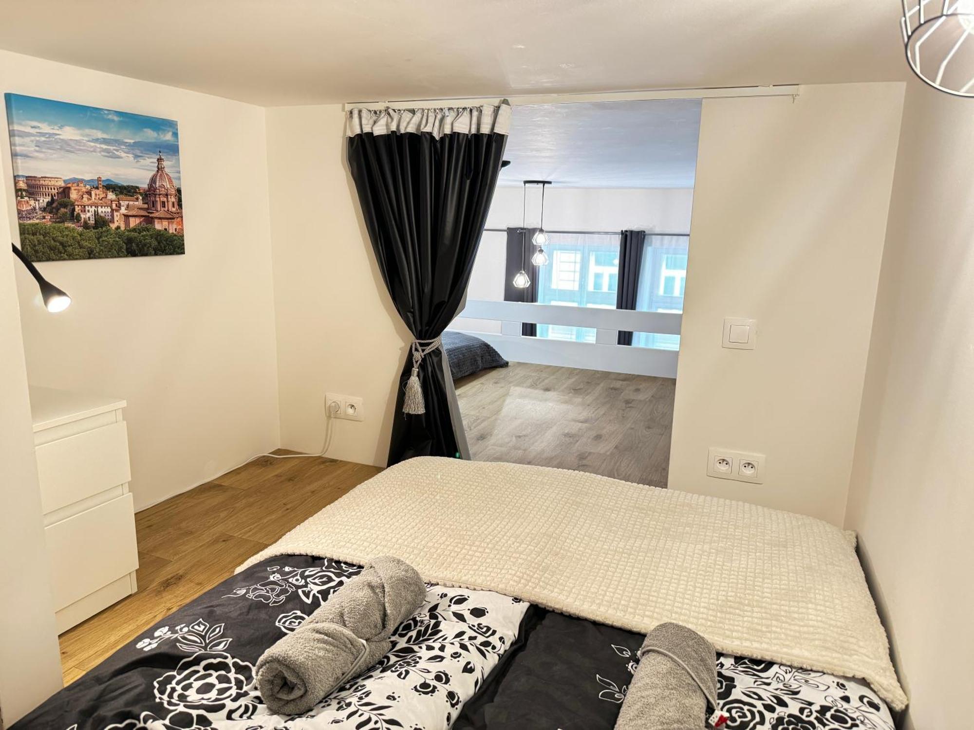 Free Parking - Cozy Apartment Near Vysehrad Railway Bridge Prague Exterior photo