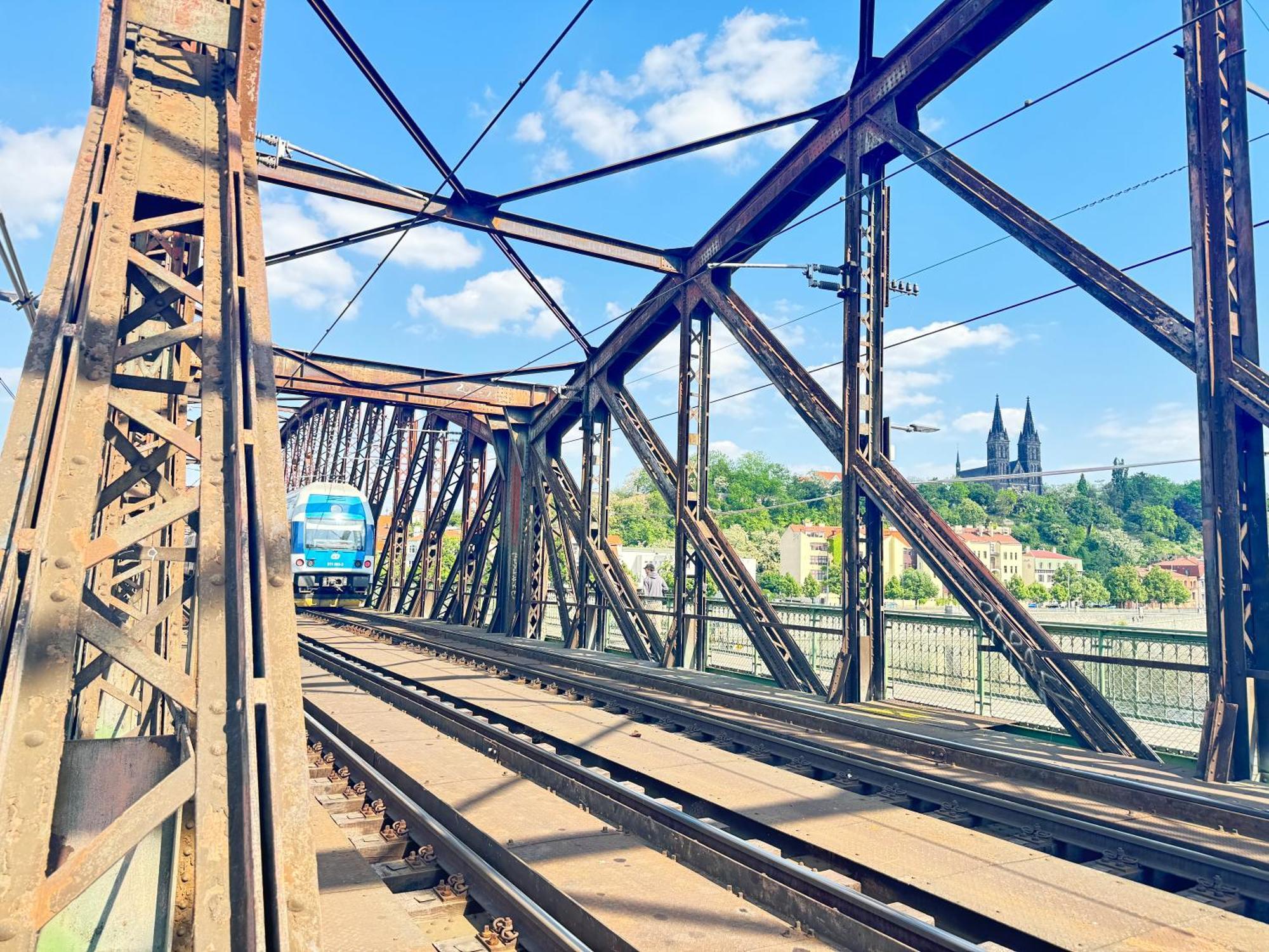 Free Parking - Cozy Apartment Near Vysehrad Railway Bridge Prague Exterior photo